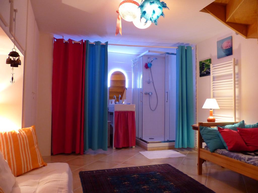 La Flore De Lys, Cottage Ideal Pour 2 Adultes Et 2 Enfants Saint-Jouin-Bruneval Rom bilde