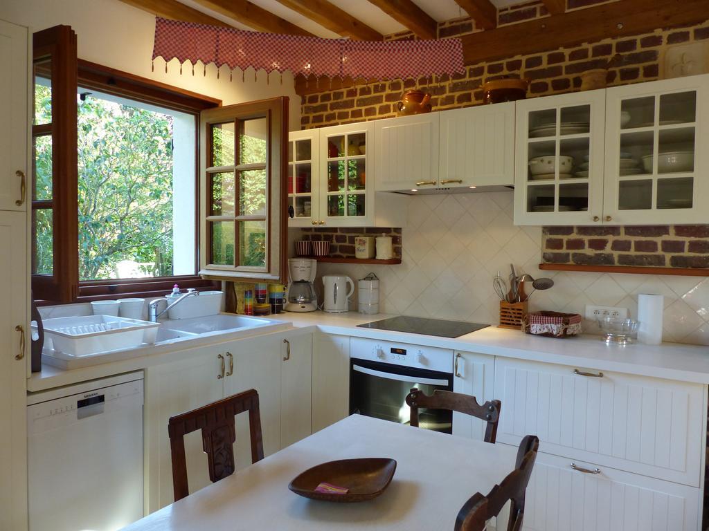 La Flore De Lys, Cottage Ideal Pour 2 Adultes Et 2 Enfants Saint-Jouin-Bruneval Rom bilde