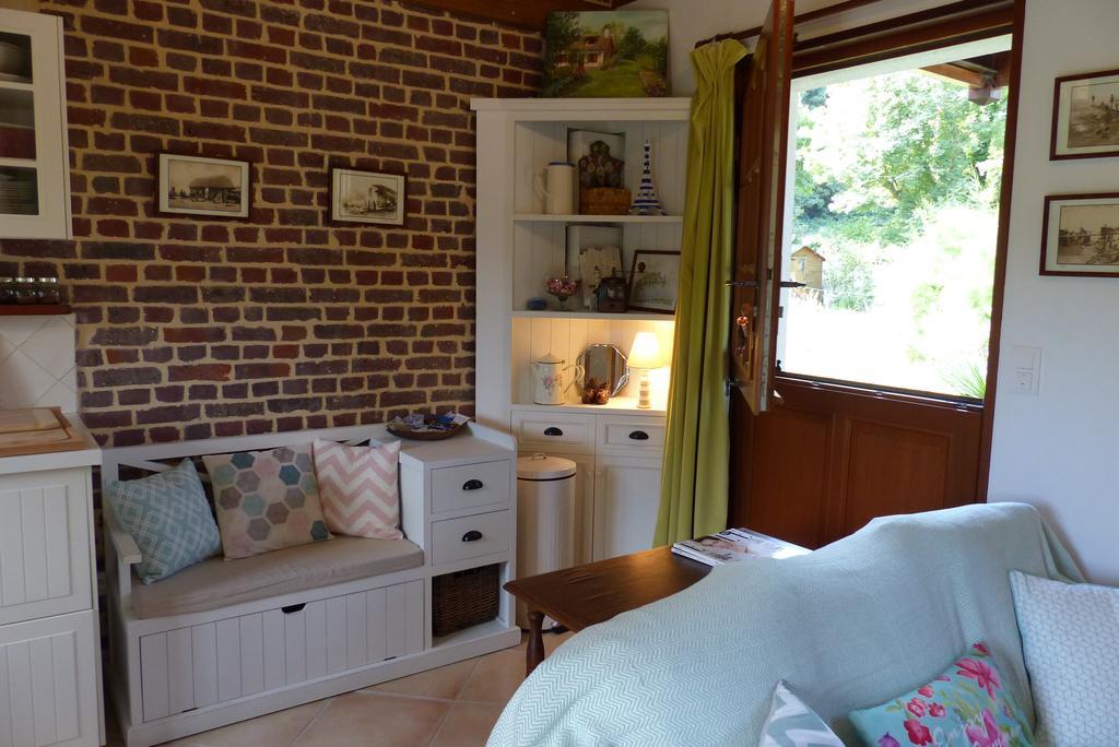 La Flore De Lys, Cottage Ideal Pour 2 Adultes Et 2 Enfants Saint-Jouin-Bruneval Eksteriør bilde