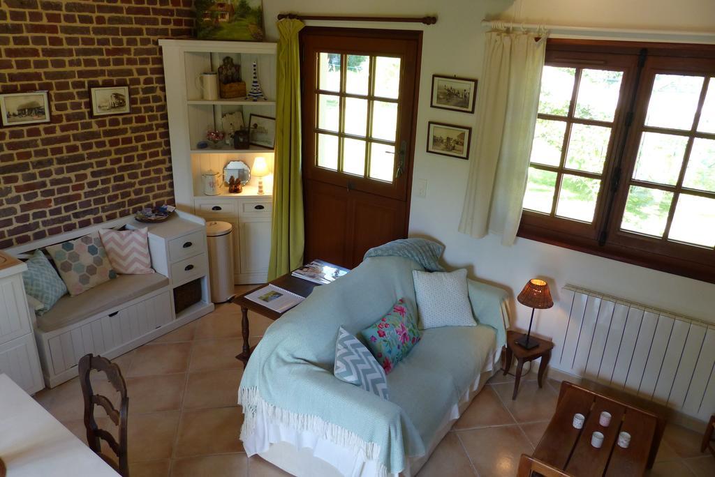 La Flore De Lys, Cottage Ideal Pour 2 Adultes Et 2 Enfants Saint-Jouin-Bruneval Eksteriør bilde